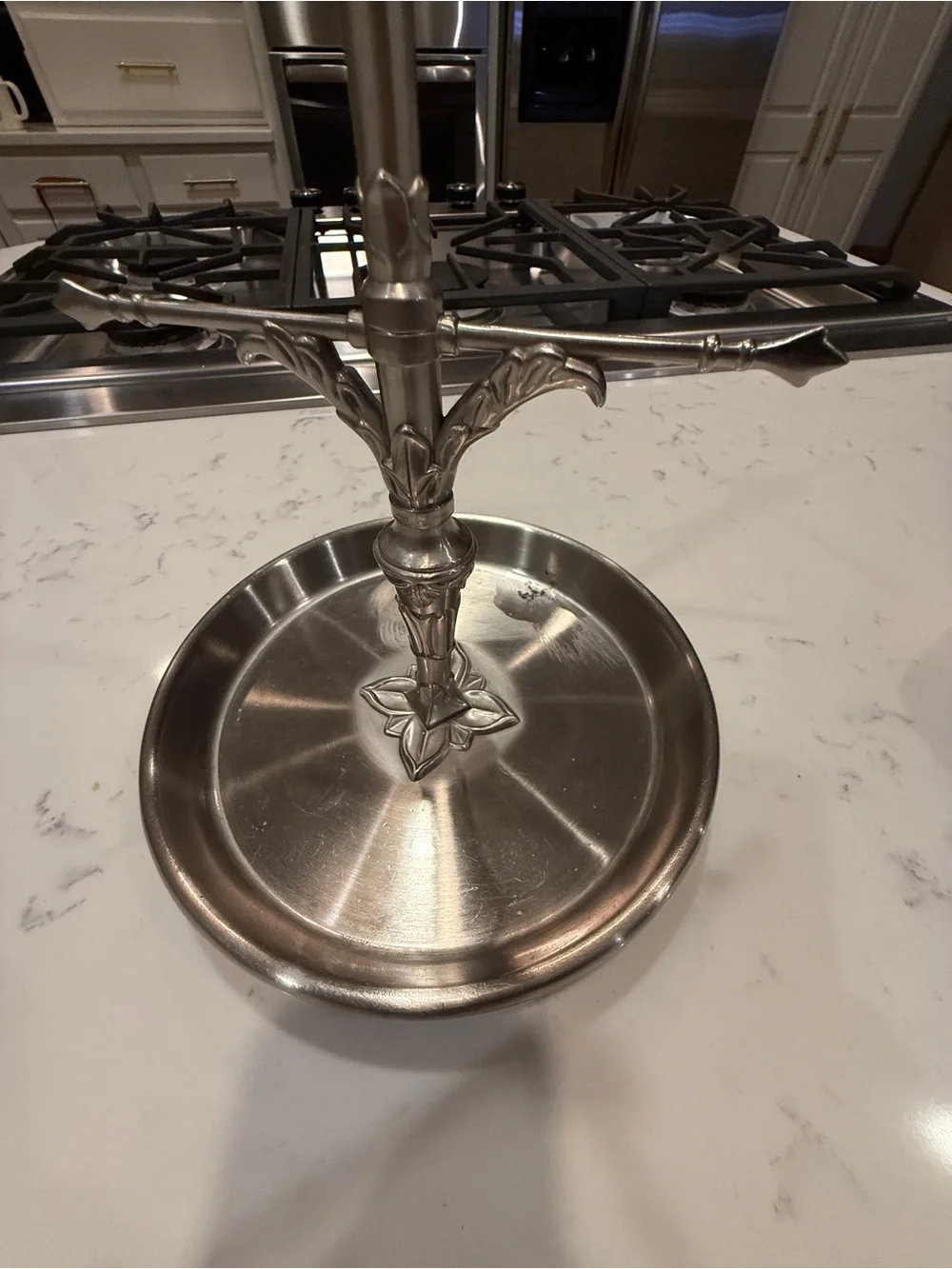 Fleur-De-Lis Jewelry Tree with Pewter Finish.
